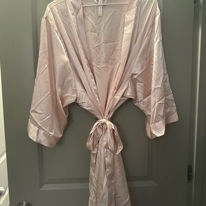 David’s bridal silk robe